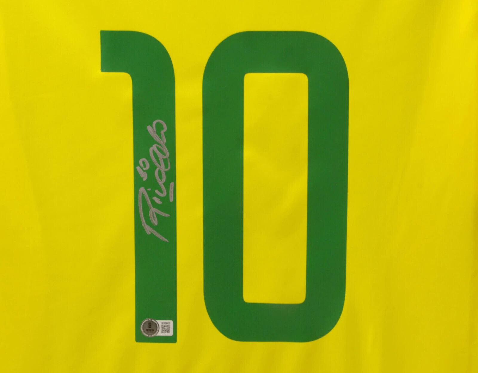 Rivaldo Signed Brazil FC Home Soccer Jersey #10 with Beckett Witness